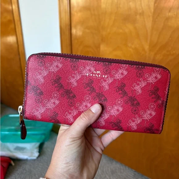 Coach Red Patterned Women's Wallet - Picture 6 of 7